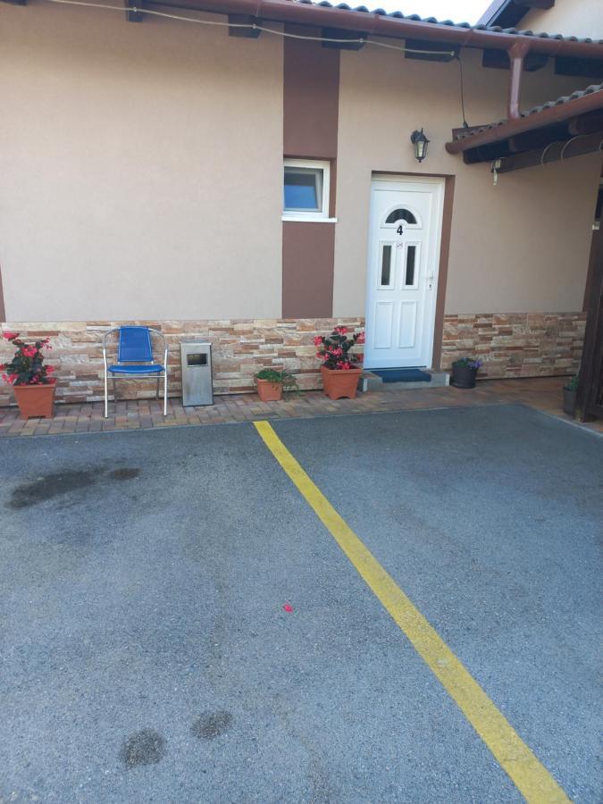 Boglárka Vendégház Mosonmagyaróvár Kültér fotó